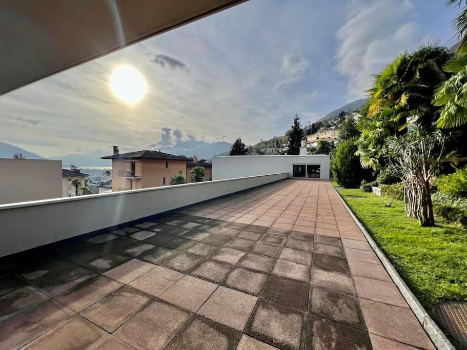 Bright Tiny Studio - Shared Pool & Sauna - Free Parking - Air Condition Muralto Exterior foto